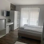 Panzio * Balatonlelle