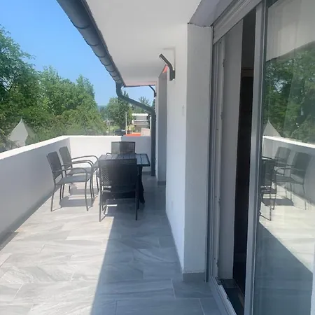 Panzio Bed & Breakfast