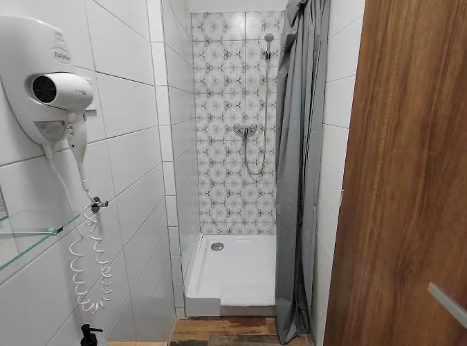 Panzio * Balatonlelle