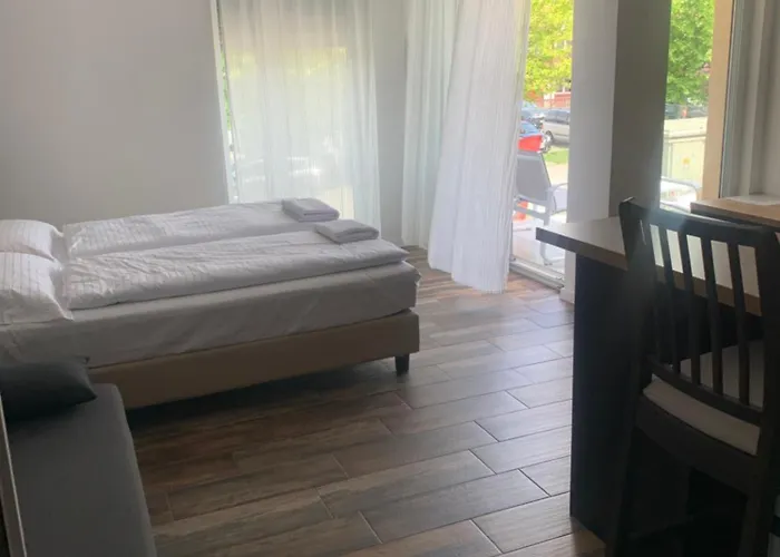 Panzio Bed & Breakfast Balatonlelle